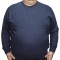 Pulover barbatesc albastru cu imprimeu la baza gatului